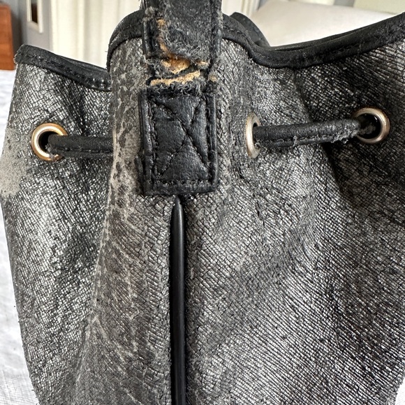 Vintage Fendi Bucket Bag - Picture 11 of 15